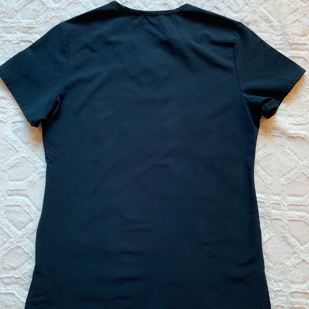 Joy Scrub Top - Picture 2 of 3